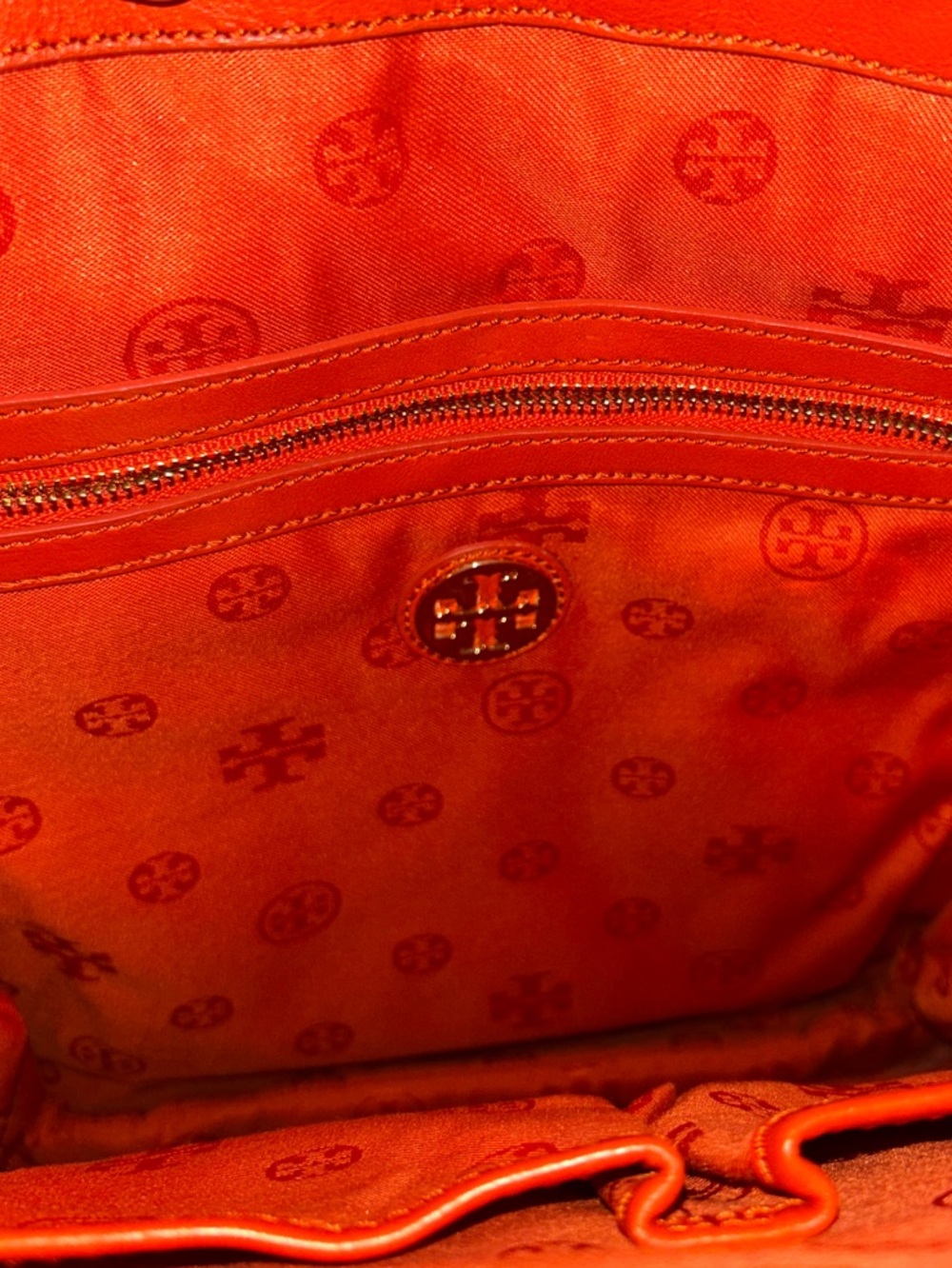 Tory Burch Women’s Orange Leather Tote with Signature Logo - Picture 6 of 16